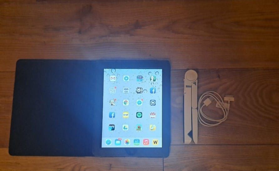 Tablet iPad2 bez bloody Cloud