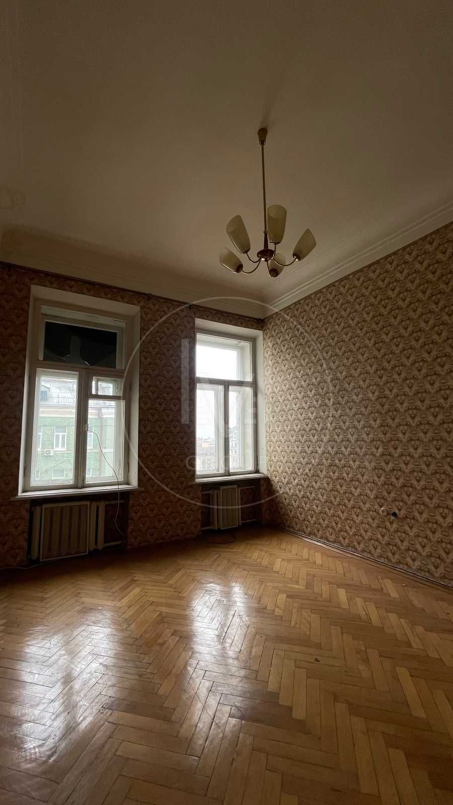 Продаж 4 кім квартири в будинку пам'ятки архітектури 'Садиба Ханенків'