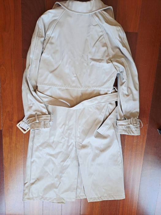 Gabardina semi nova