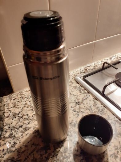 Termo de inox como novo