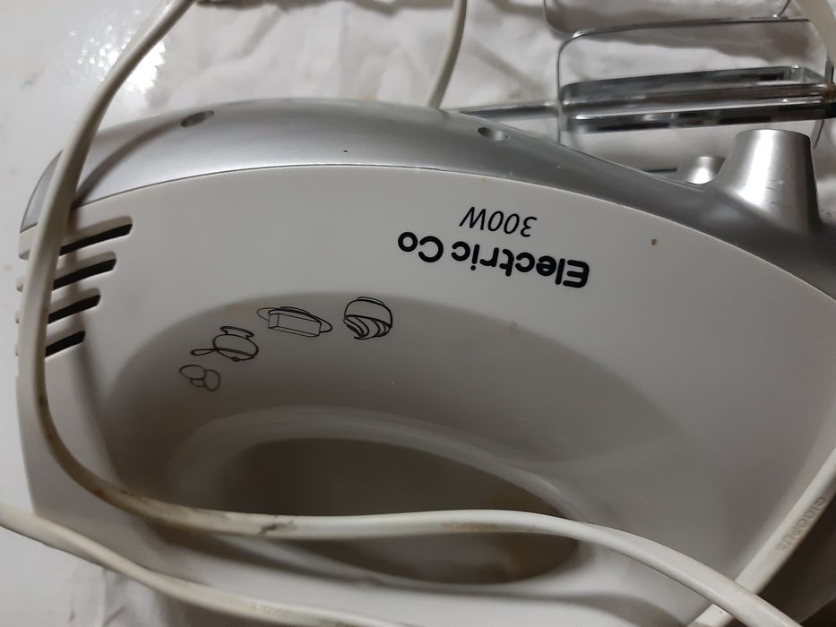 Batedeira a funcionar muito bem