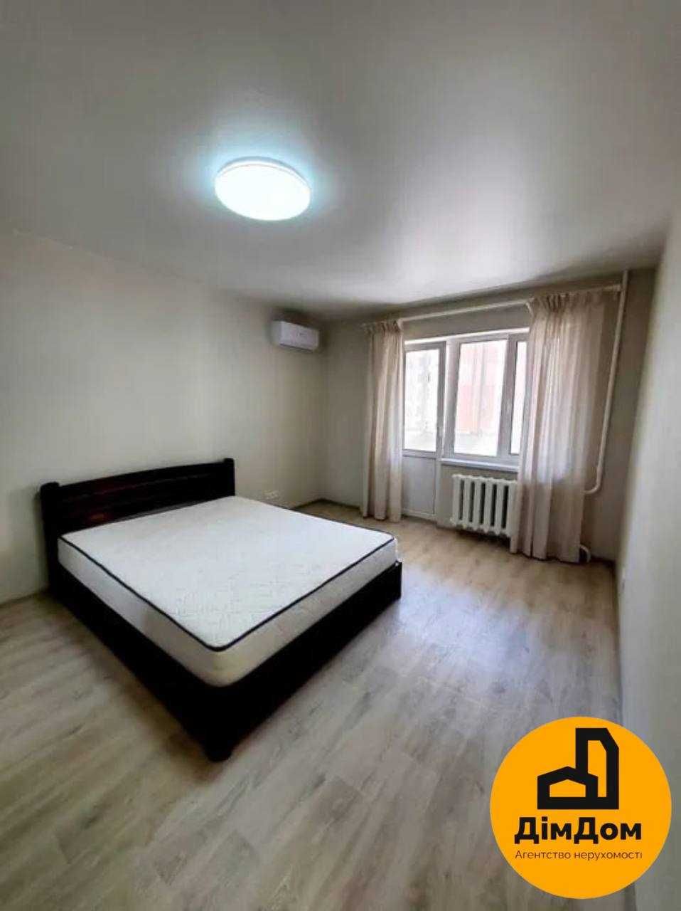 Продаж 1 кімнатної квартири Вишняківська 7 Б