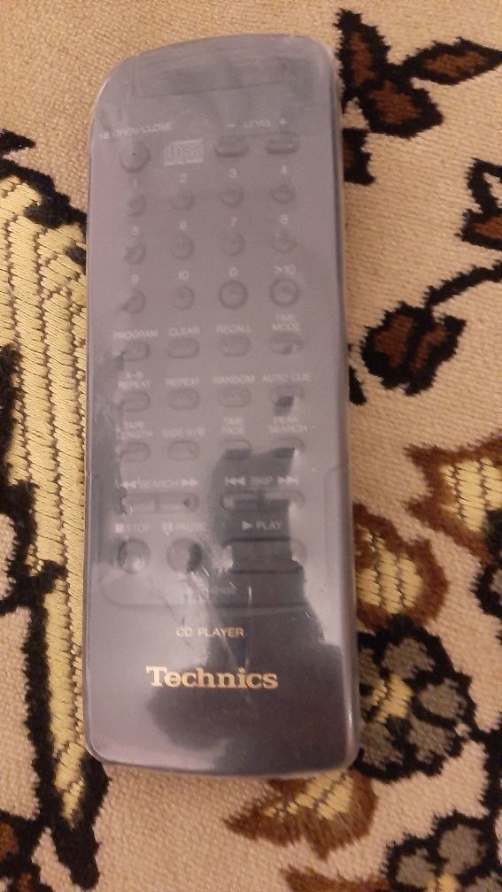 Продається програвач компакт дисків Technics SL PG 460 A