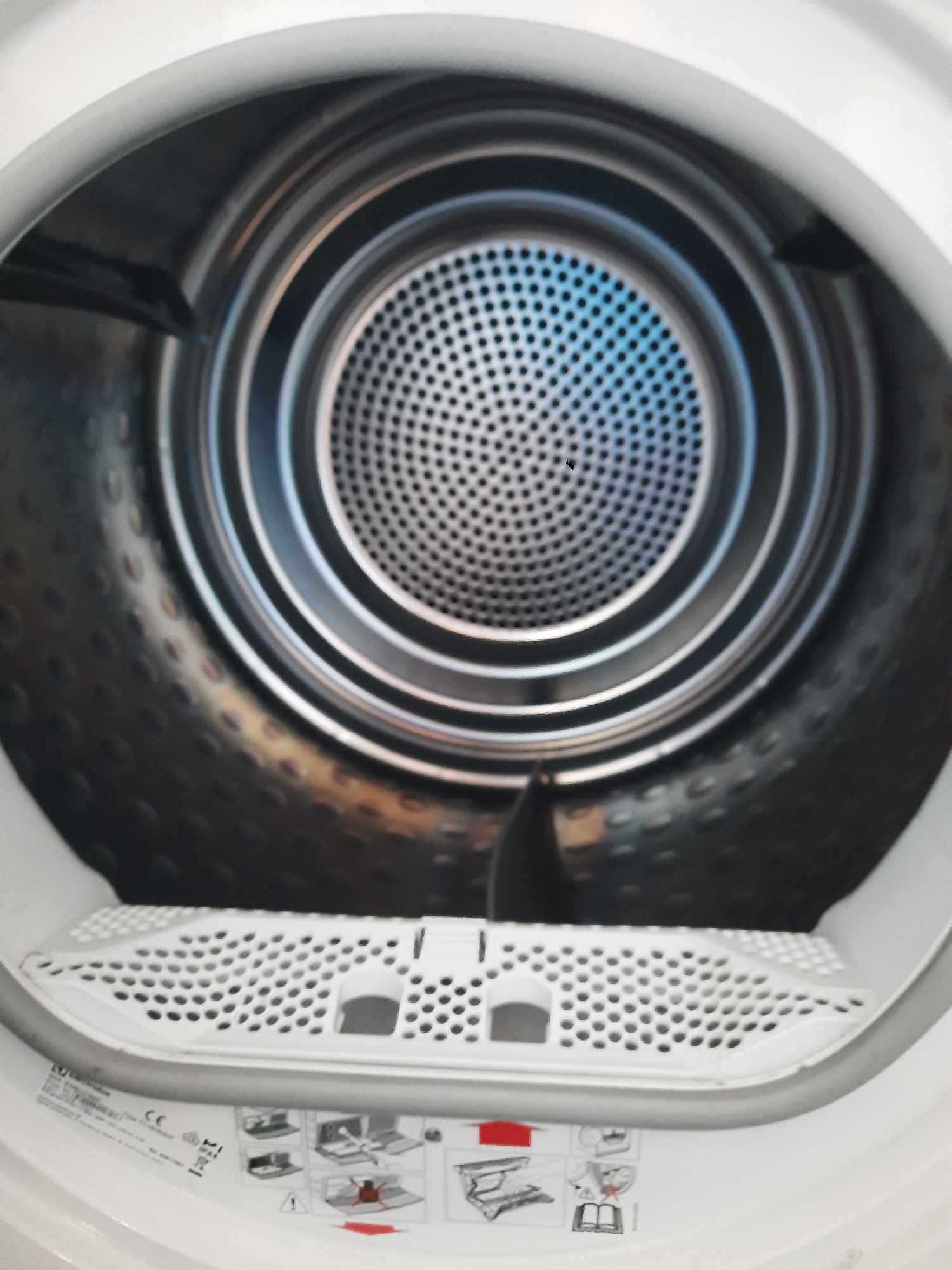 Suszarka Electrolux 900 PerfectCare