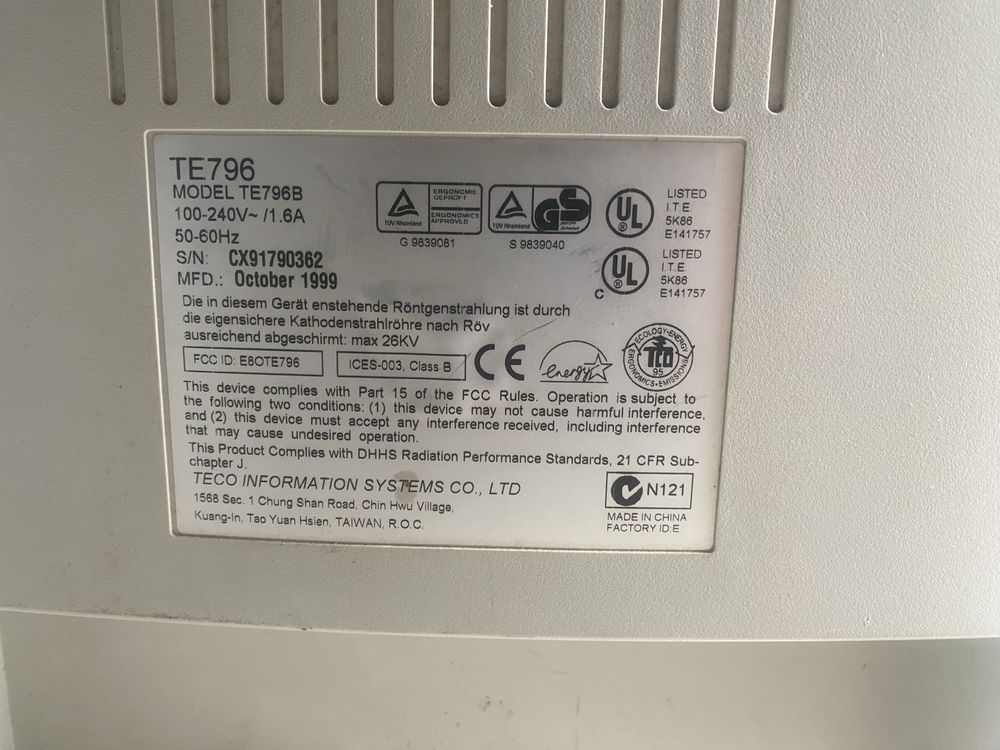 Relisys TE 796 monitor CRT do starego komputera