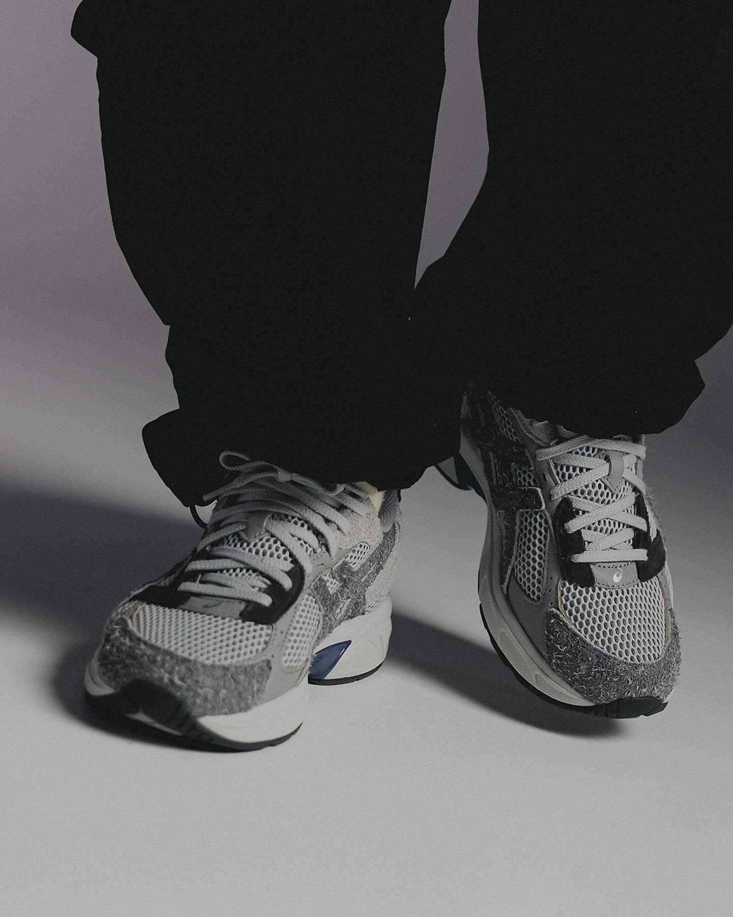 Оригінальні чоловічі кросівки Asics Gel-1130 Grey 1203A327-021