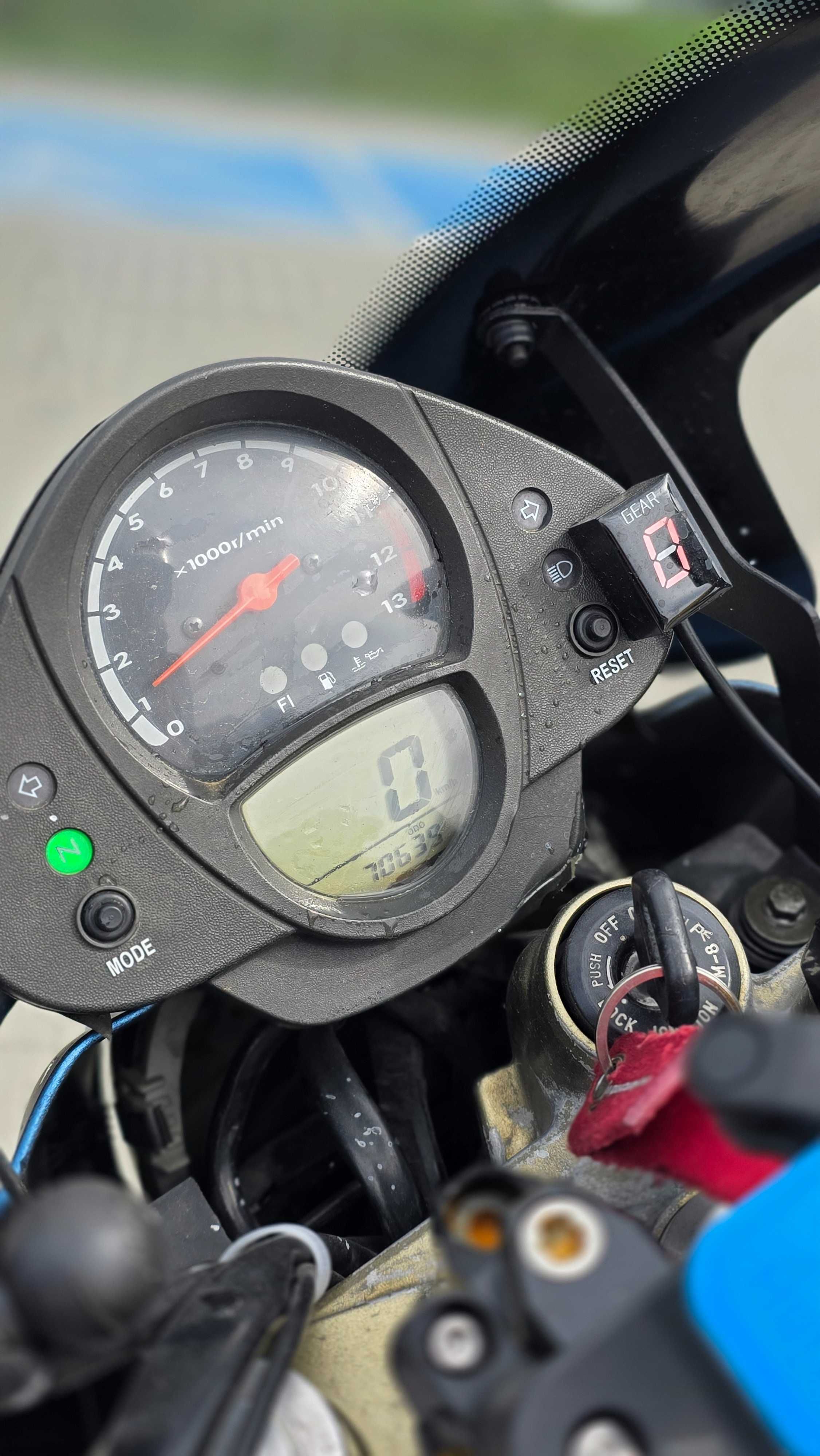 Motocykl Kawasaki ER 6N 650