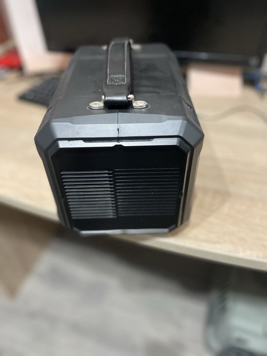 Продам зарядну станцію choetech 500w (BS004)