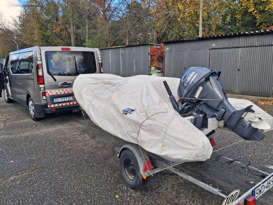 Ponton motorówka Arimar z silnikiem Yamaha 20km