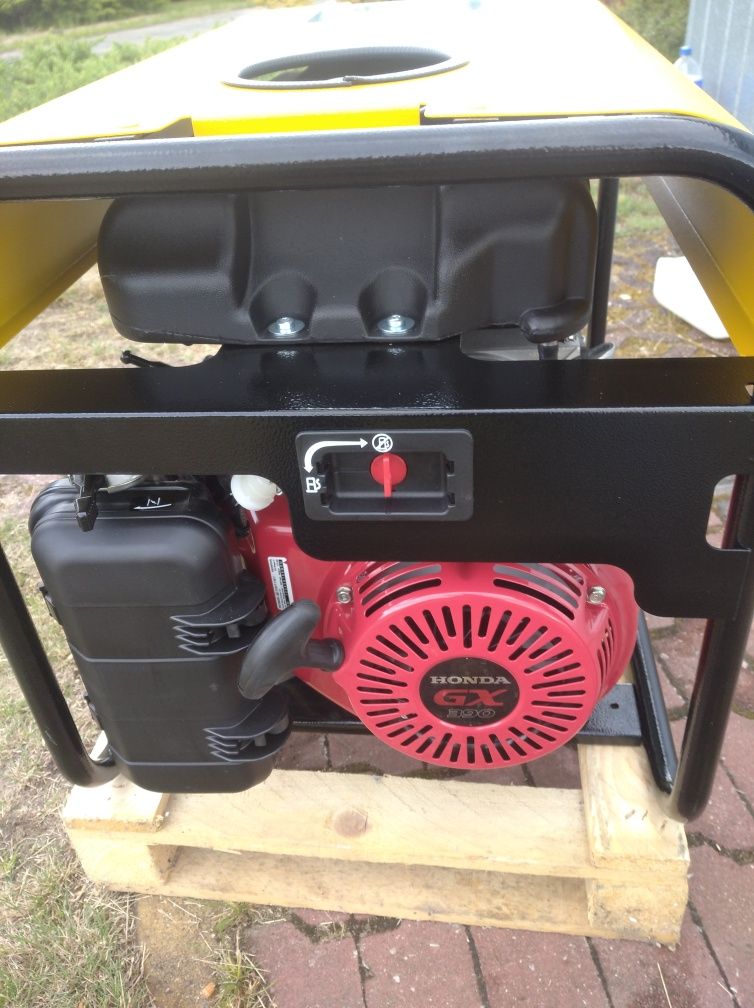 Agregat prądotwórczy Atlas Copco QEP8  3fazy