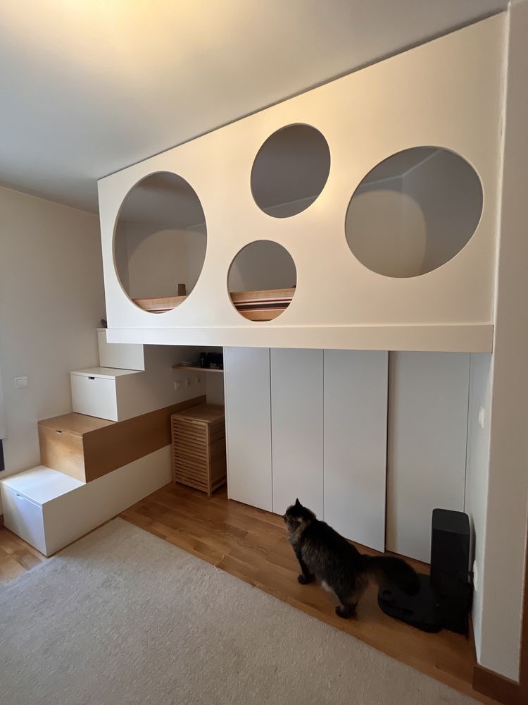 Modulo de cama e armarios quarto de crianca