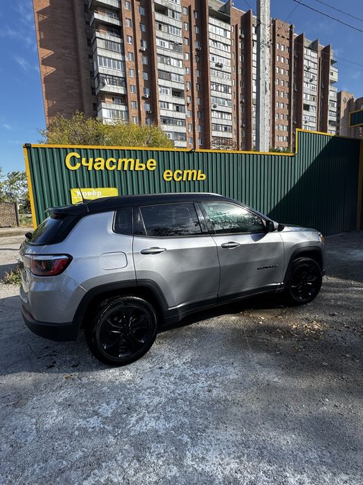 Продам jeep compass2018 рік