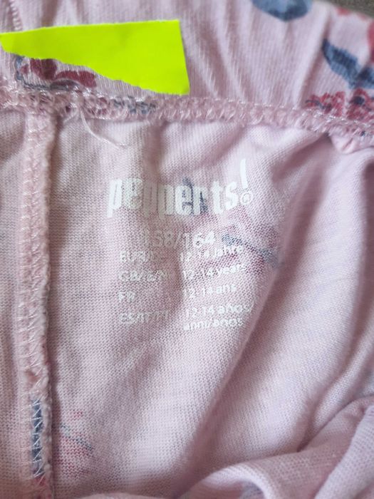 Spodenki w kwiatki krótkie PEPPERTS (ROZMIAR 158/164)