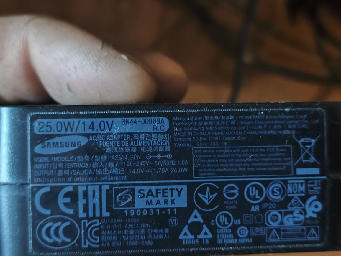 Монітор 21.5" Samsung S22F350F (LS22F350FHIXCI