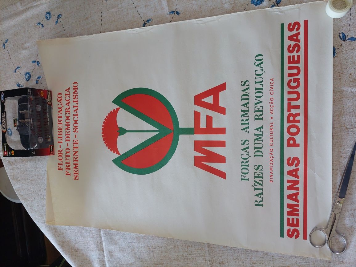 Raro cartaz original 25 abril 1974 MFA