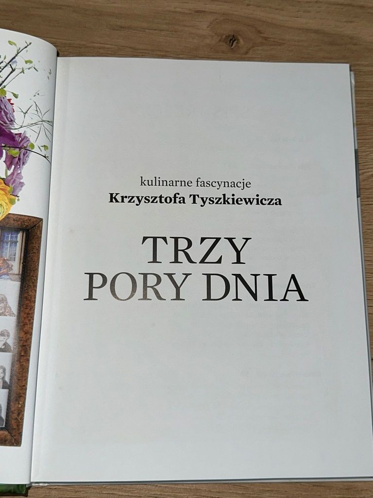 Książka Trzy pory dnia Krzysztof Tyszkiewicz