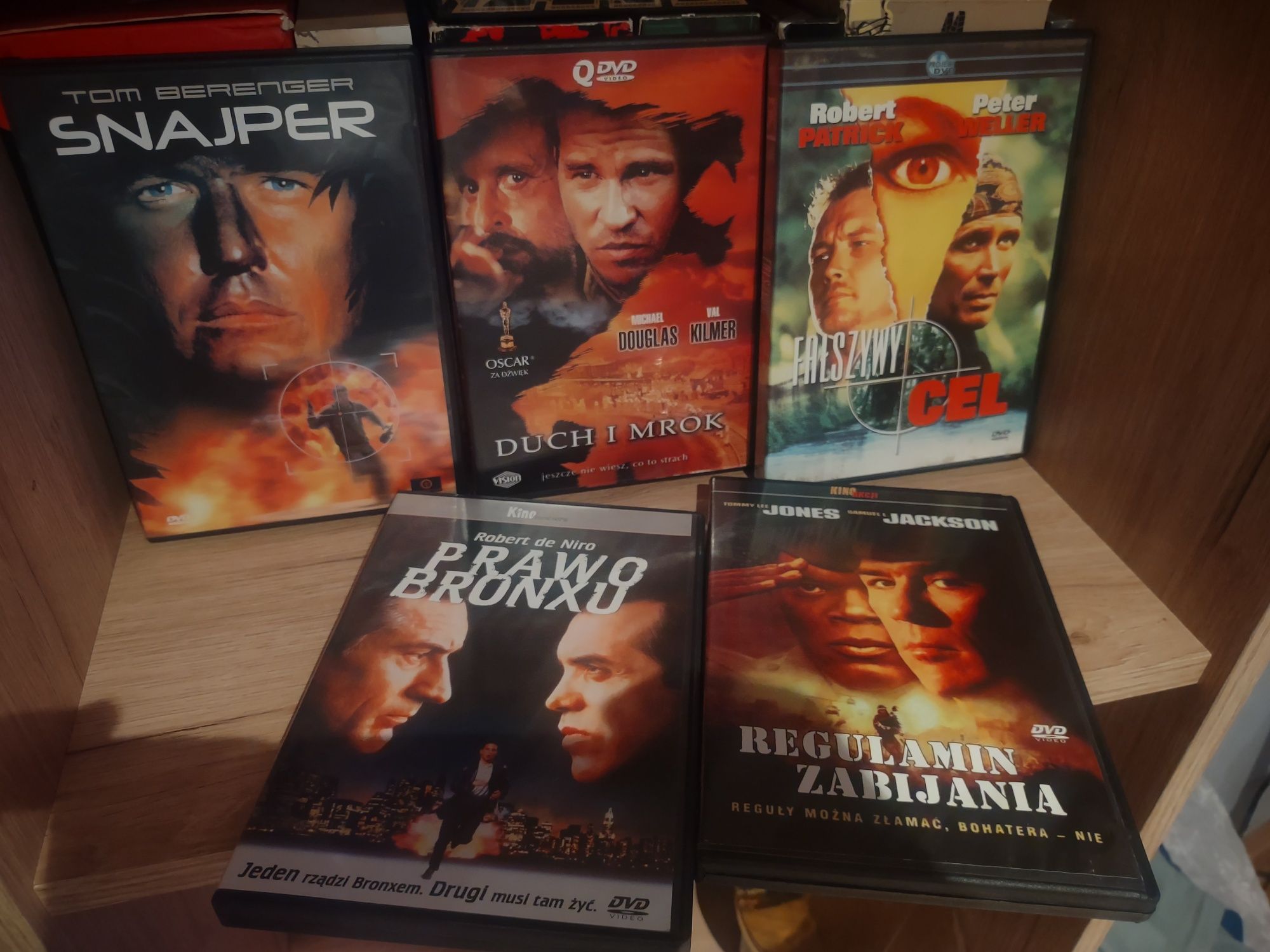 Duch Mrok inne dvd