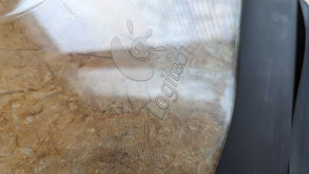 Унікальна та стильна підставка для ноутбука Logitech Подставка на стол