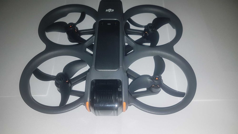 Dji Avata 2 , hub 3 baterie, Gwarancja