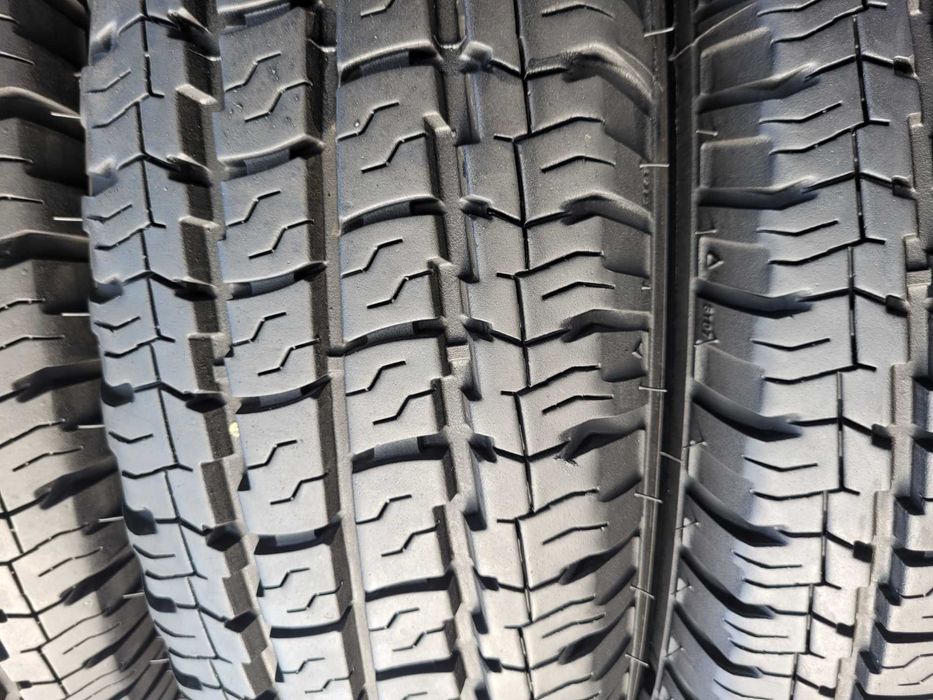 205 /75   R 16 C    Taurus