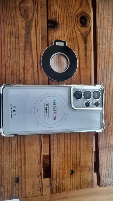 Vendo capa de telemóvel, em estado novo