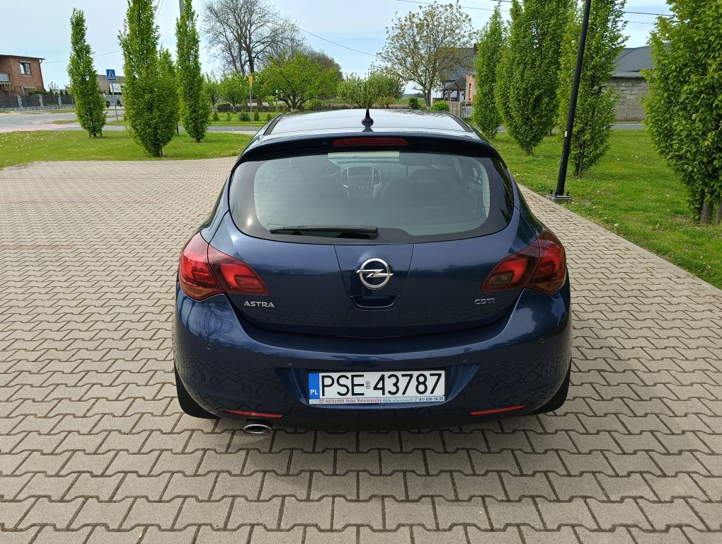 #Opel Astra J 2.0Cdti 160km 2010r Klimatronik Alu PDC Komputer Okazja#