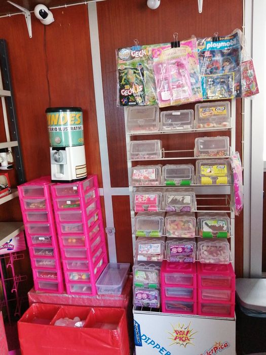 Vende se Quiosque "Student’s Place" em localização estratégica!