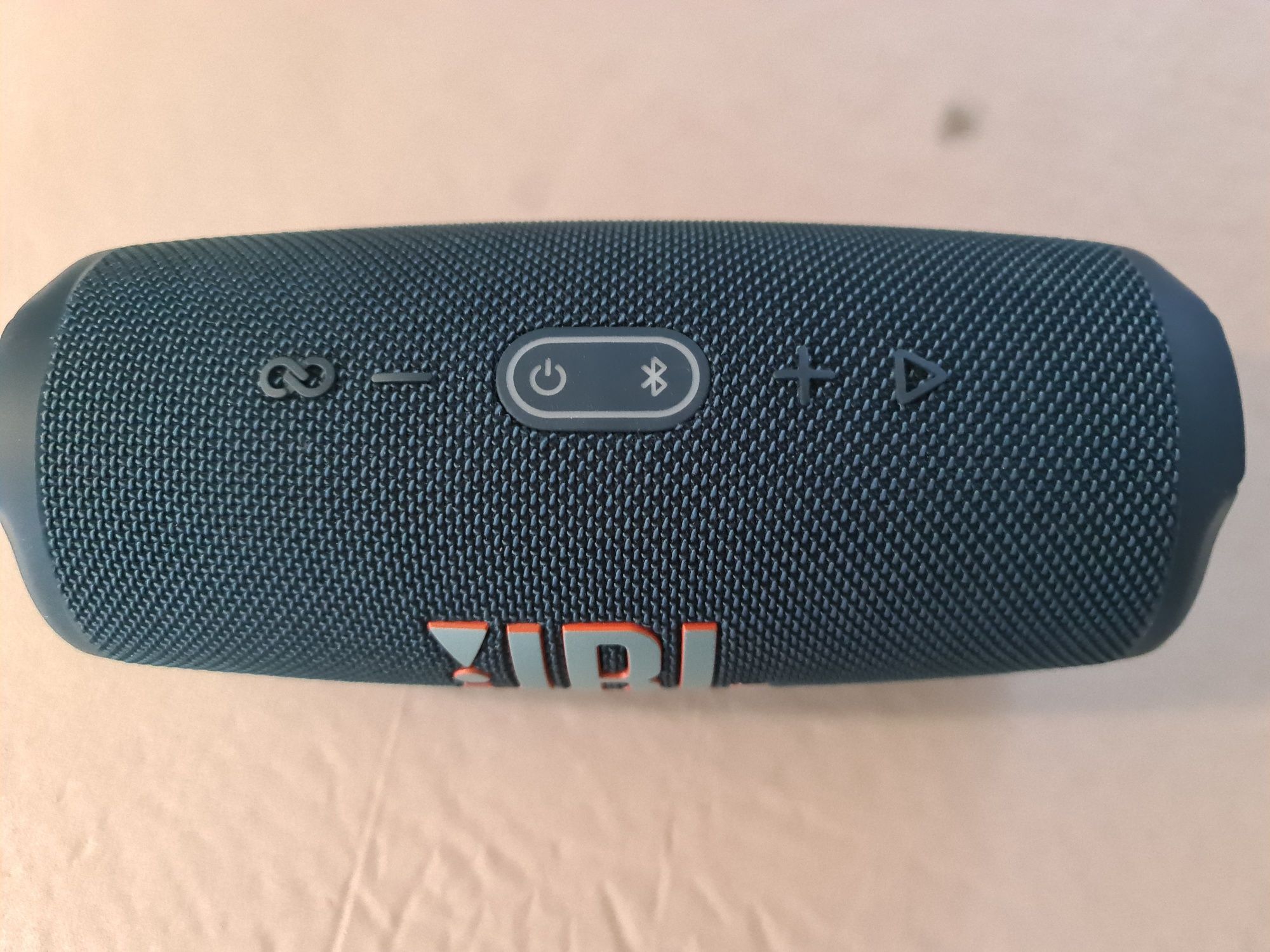 Колонка JBL Charge 5