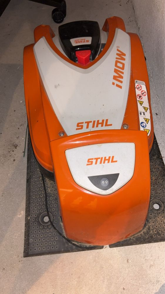 Robot koszący STIHL RMI 422