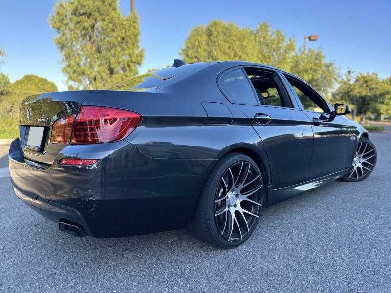 2015 BMW 5 Series 550i