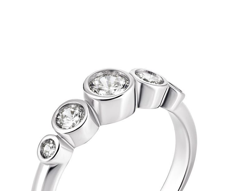 Кольцо серебро с фианитами размер 16. 17