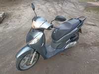 Скутер Honda SH 150