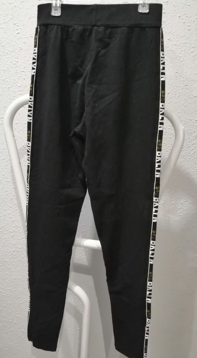 2 sztuki  Legginsy bawełna New York City i NASA roz. XS/S 158