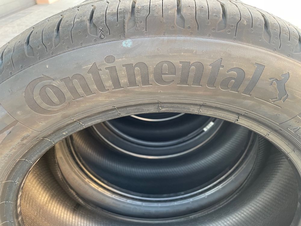 Komplet opony letnich Continental EcoContact 6 - 215/55/R17 94V