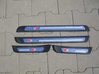 Audi A4 B8 listwy progowe S line