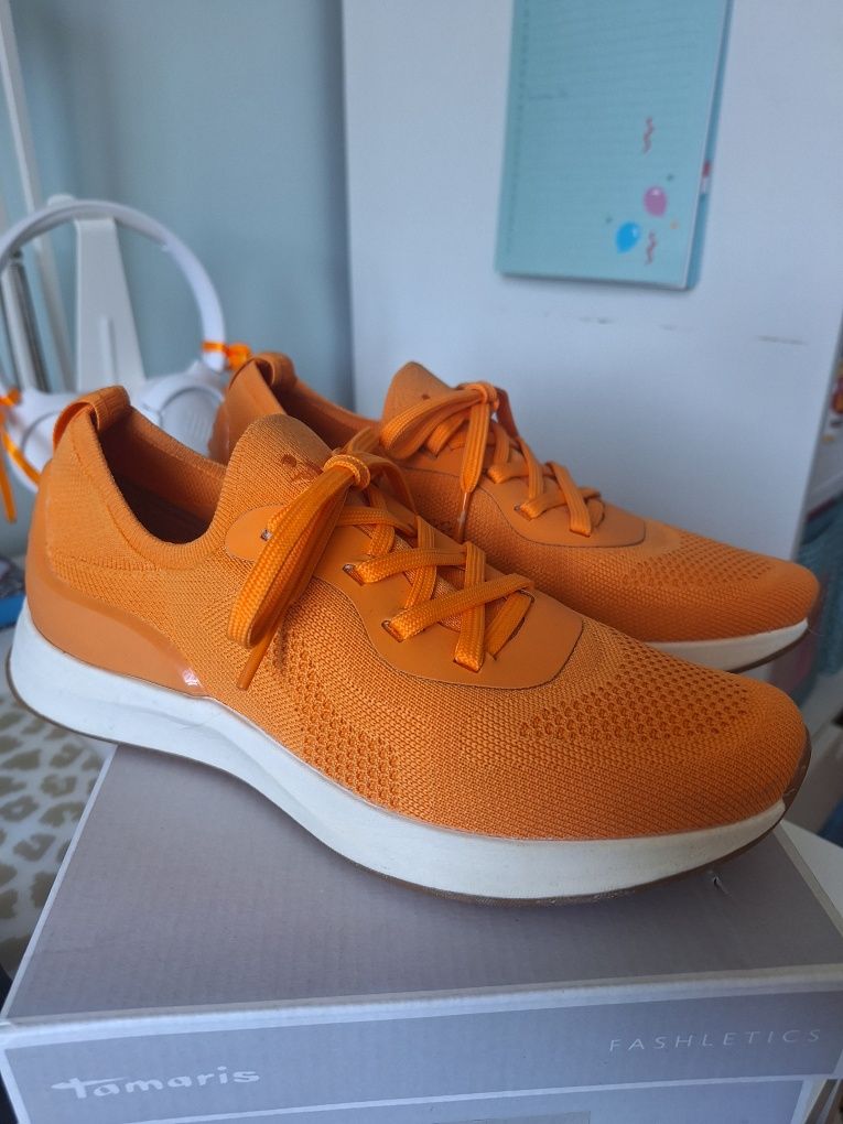 Sneakersy Tamaris Fashletics rozm. 38 jak nowe