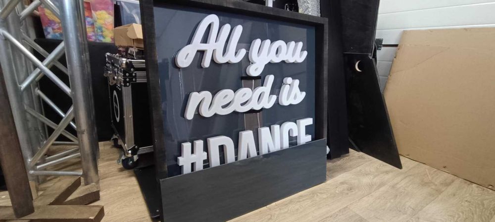 Neon LED dla DJa wesele – napis All you need is #DANCE
