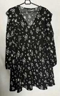 Sukienka czarna w kwiatki Mohito