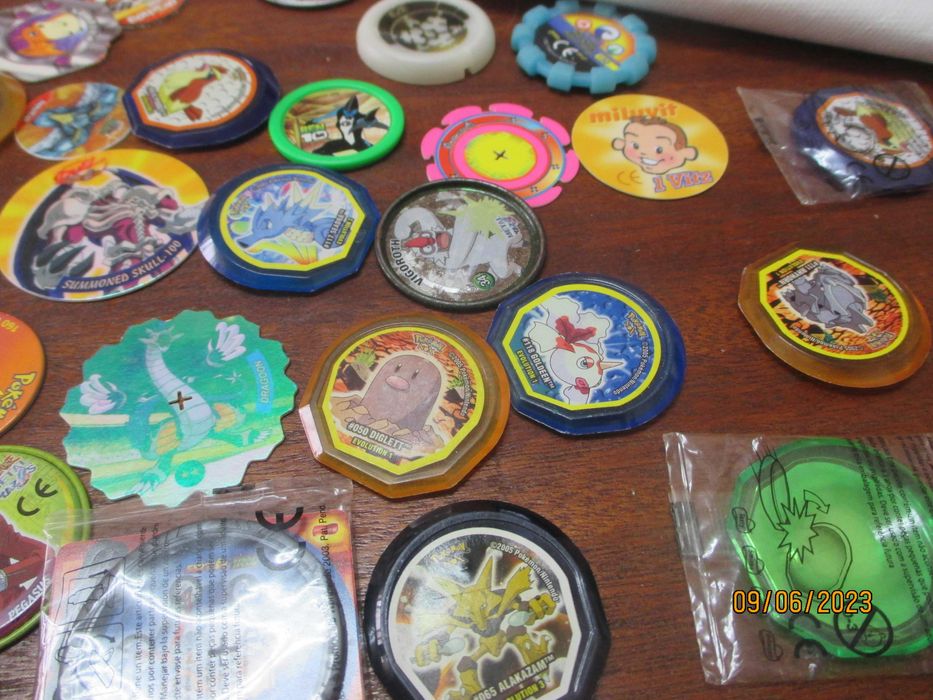 Lote de tazos de diversas colecções