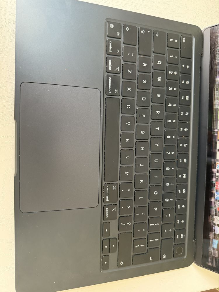 Macbook air m2 8/256