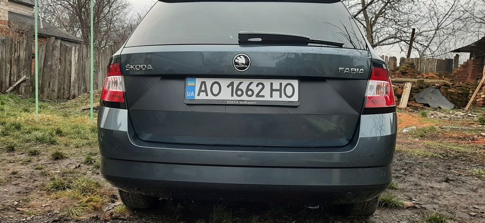 Автомобиль  Skoda Fabia 2017 года