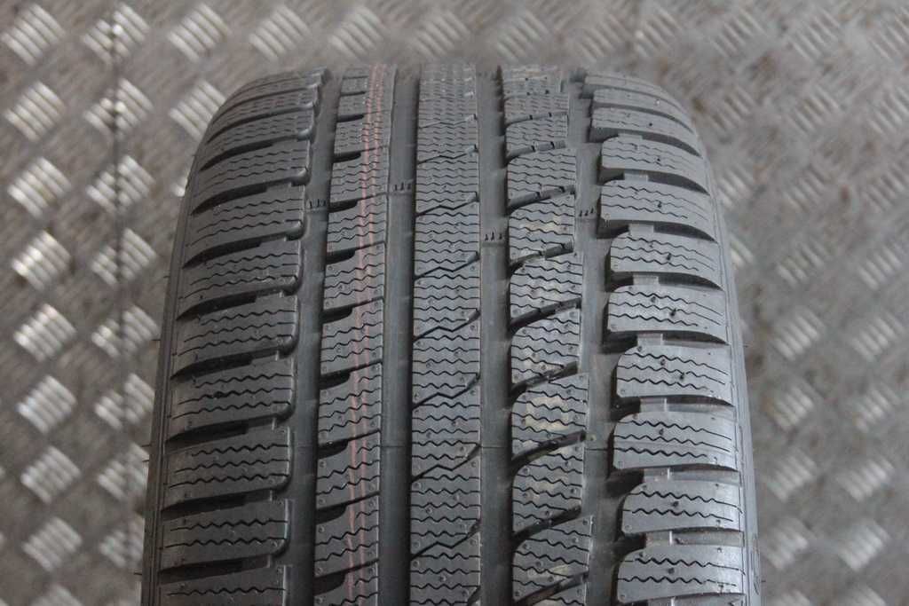 245/35/19 Kumho I'ZEN KW27 245/35 R19 93W NOWA