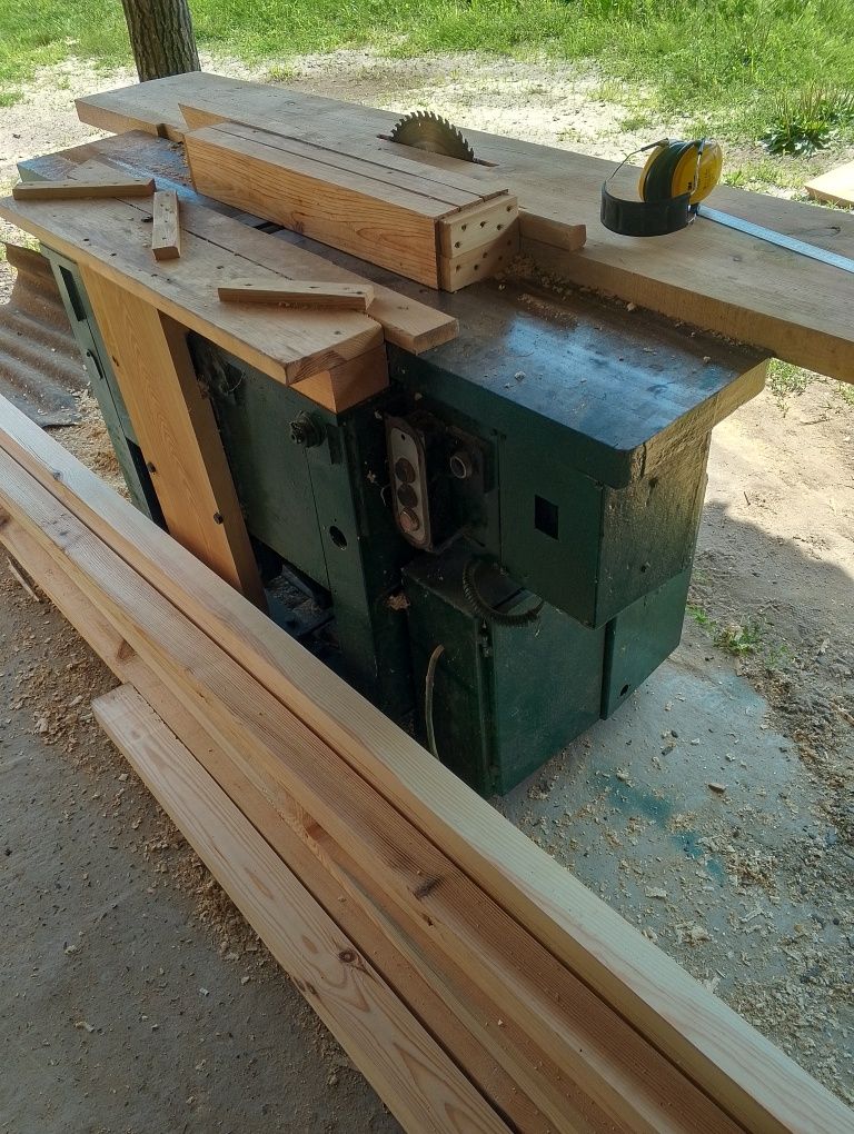 Продам станок деревообробний,фуганок,циркулярна довбальний у гарному.