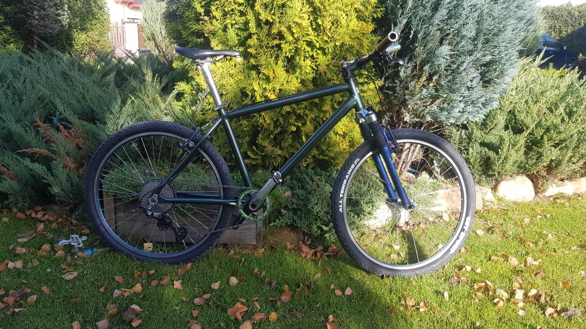 Rower - hardtail 17 cali - osprzęt SHIMANO DEORE.