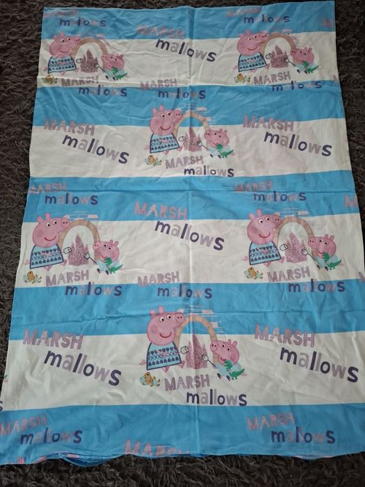 Pościel do łóżeczka dla niemowlaka.