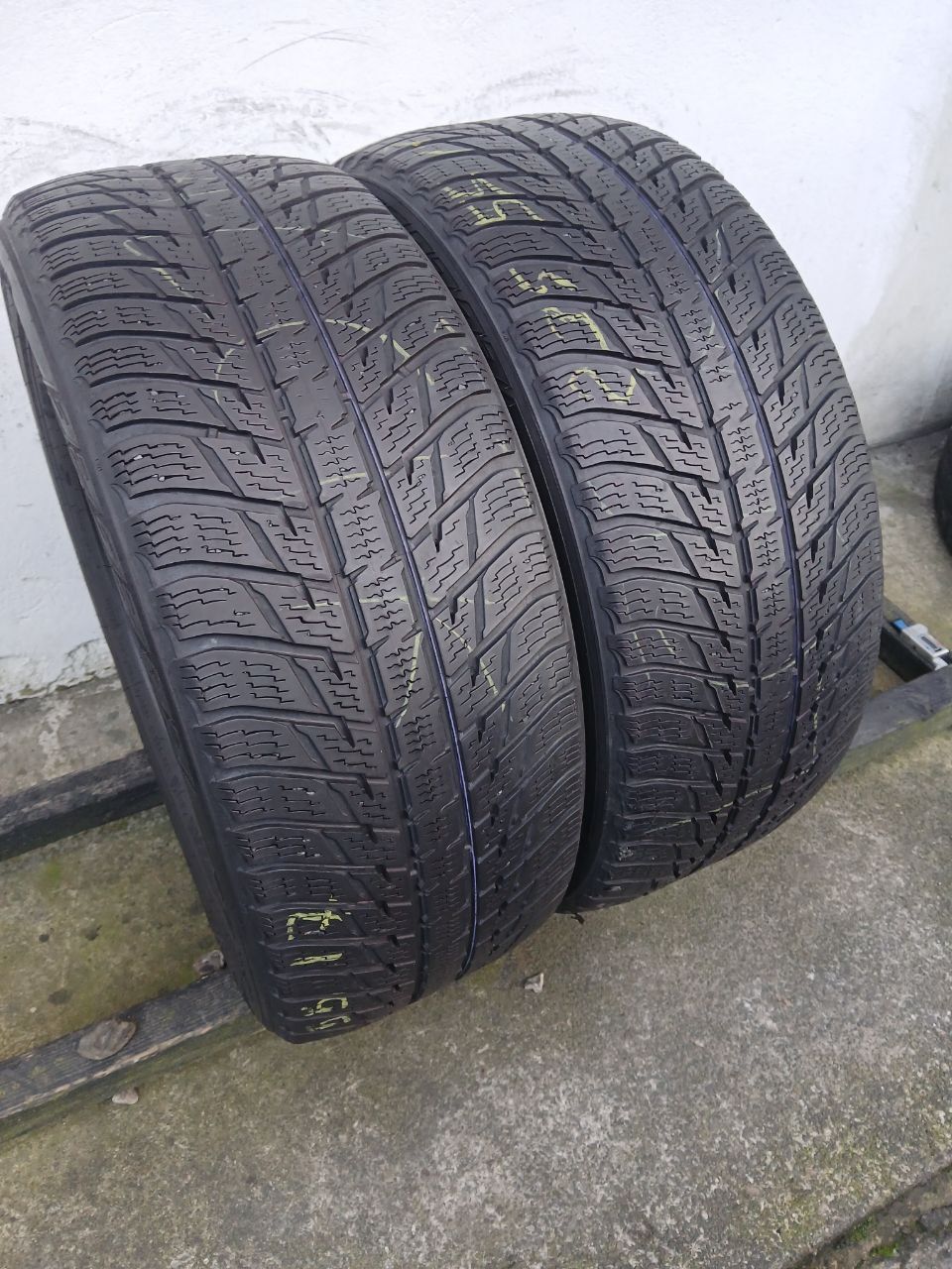 Nokian 235 55 R 17 2шт Зима (0030) Резина