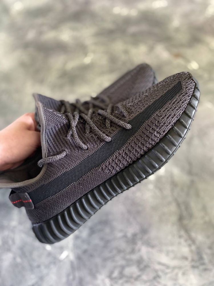 Adidas Yeezy boost 350 v2