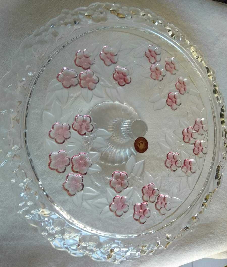 Prato para bolos - Em cristal com flores em Relevo