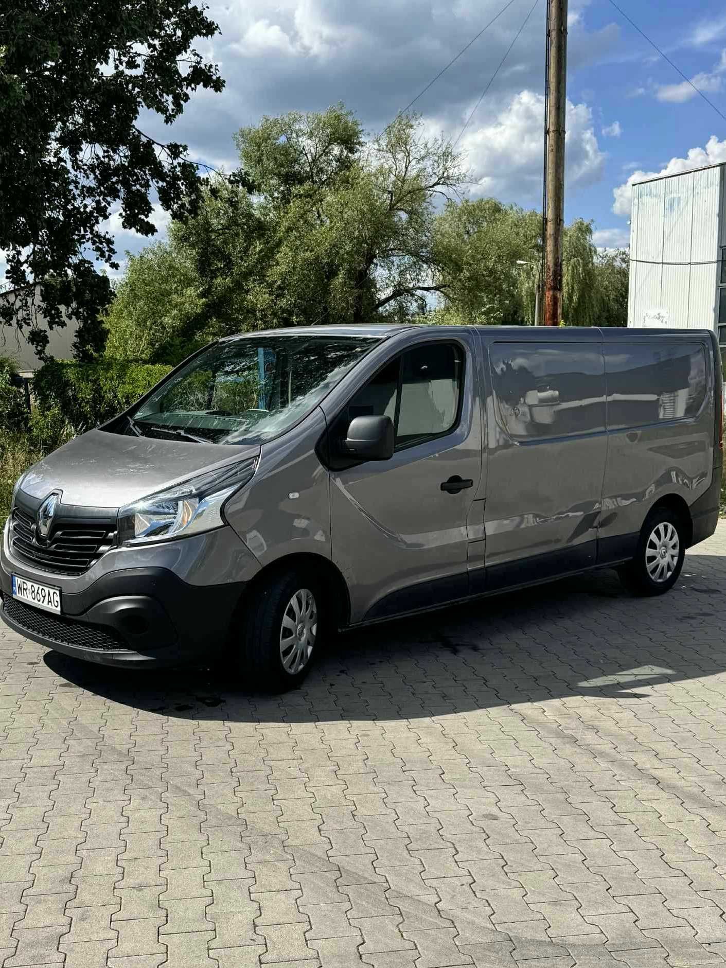 Renault Trafic L2H1 long, niski przebieg, pierwszy właściciel