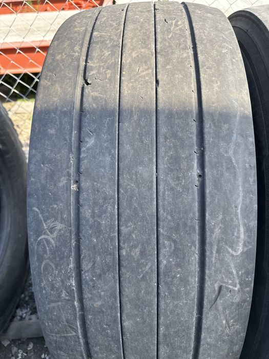 Шини вантажні 385/65r22,5